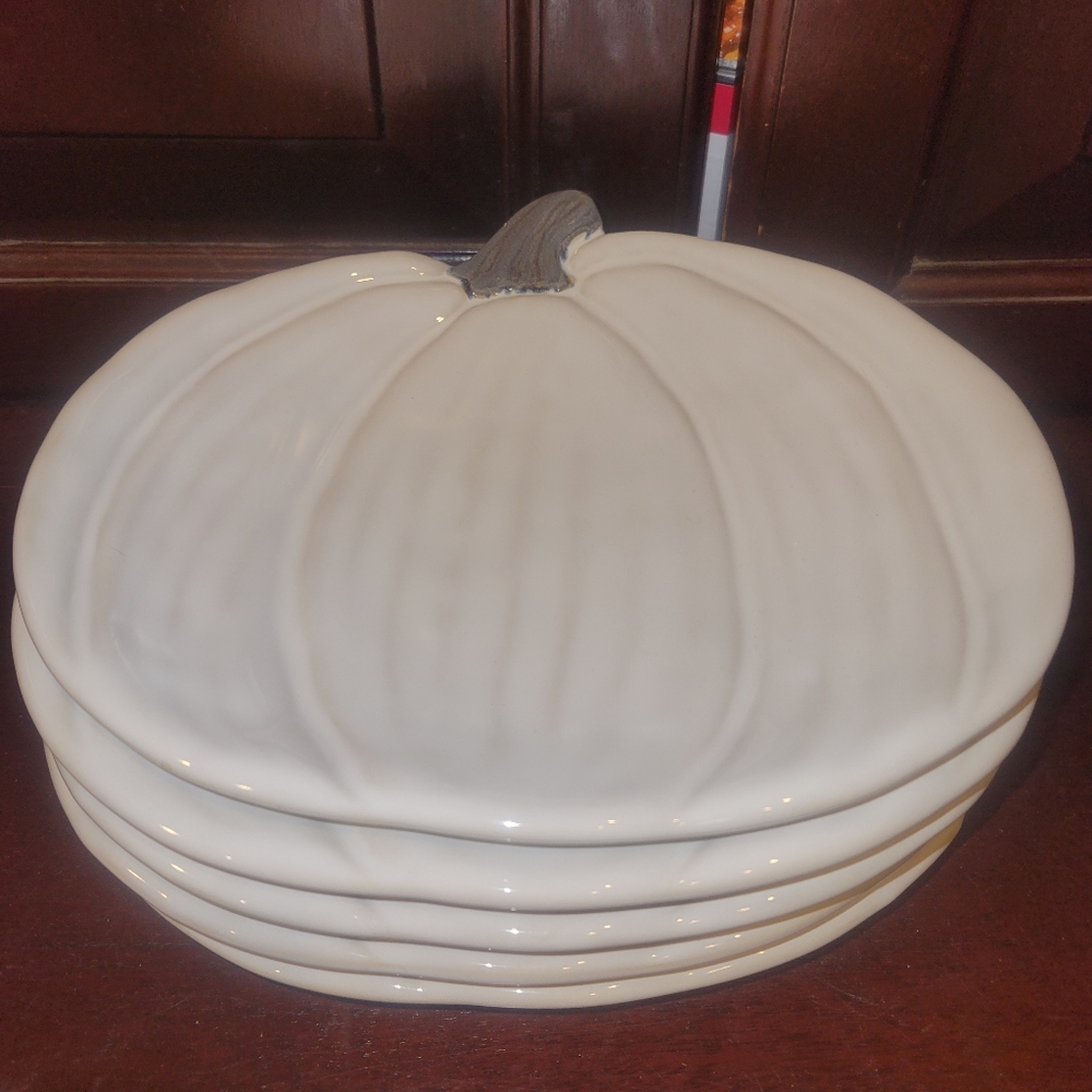 Pottery Barn Pumpkin Shaped Plates Set Of 5 - Designed By Barbara Eigene